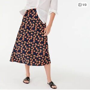 NWT J. Crew Pull On Slip Skirt in Poppy Fields Med